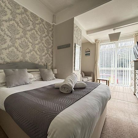 Three Palms Hotel Paignton Εξωτερικό φωτογραφία